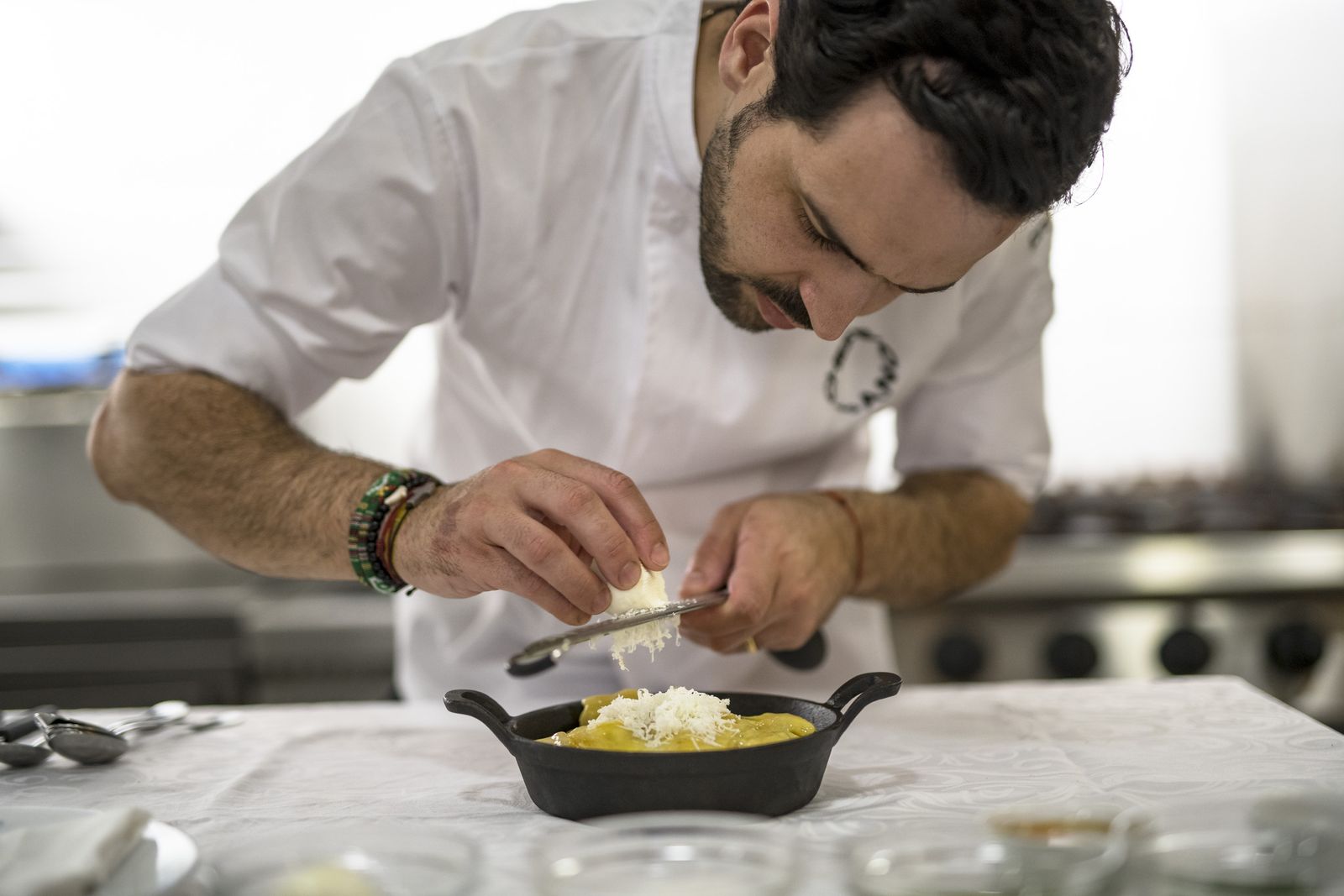 Bacalhau à Gomes de Sá — empratamento