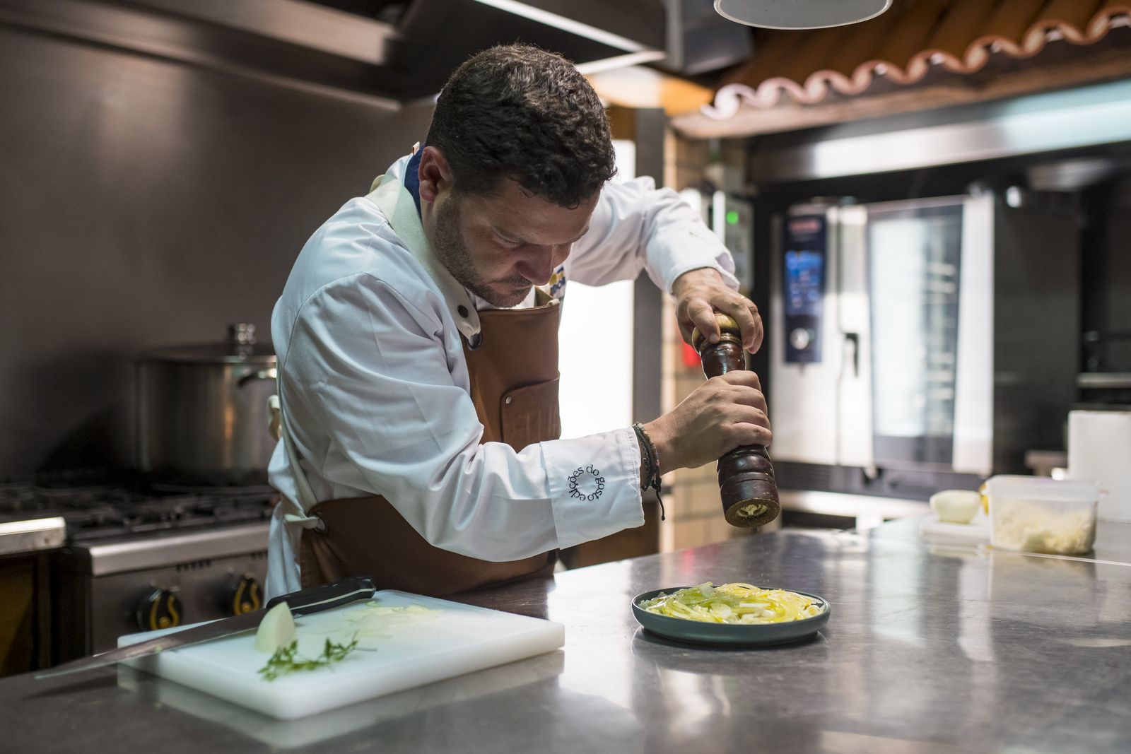 Meia desfeita (Bacalhau) — empratamento